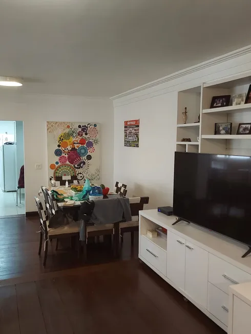Foto 1 de Apartamento com 3 Quartos à venda, 177m² em Higienópolis, São Paulo