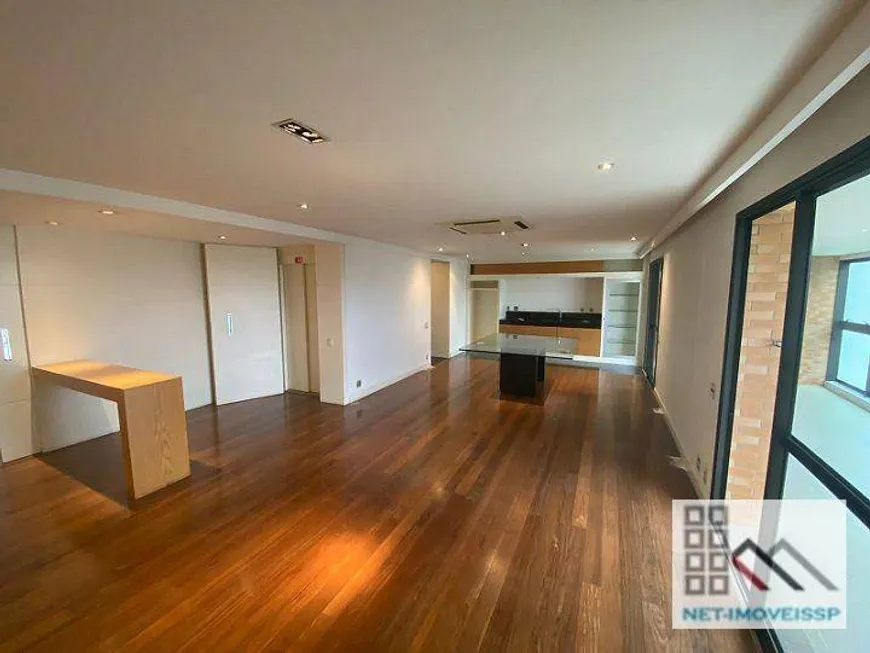 Foto 1 de Apartamento com 3 Quartos à venda, 192m² em Jardim Morumbi, São Paulo