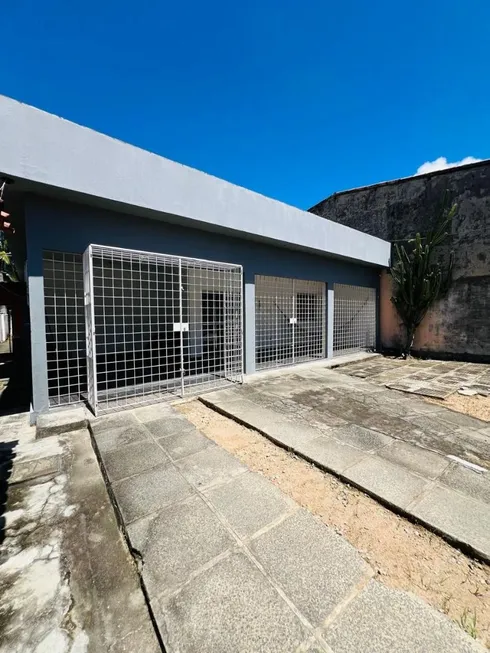 Foto 1 de Casa de Condomínio com 4 Quartos à venda, 180m² em Janga, Paulista