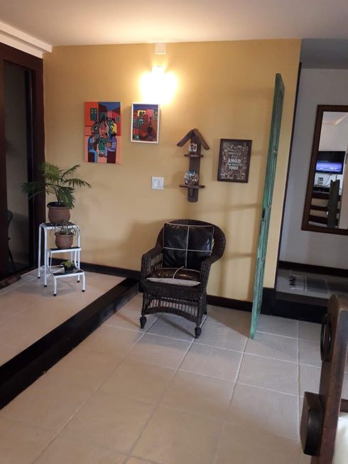 Casa de Condomínio na Rua das Casuarinas, 100, Rasa em Armação dos