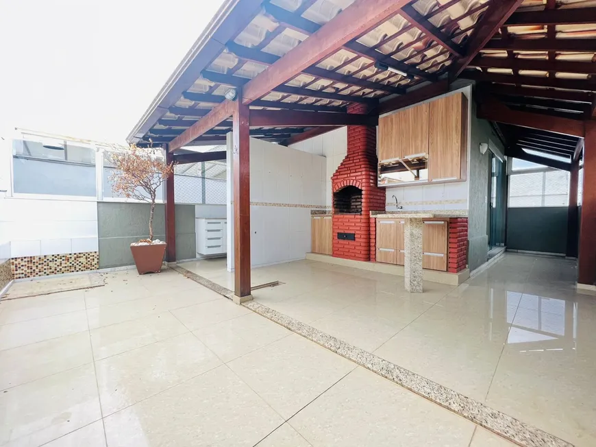 Foto 1 de Cobertura com 3 Quartos à venda, 140m² em Ouro Preto, Belo Horizonte