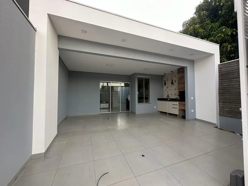 Foto 1 de Casa com 3 Quartos à venda, 95m² em Jardim Alvorada, Paiçandu