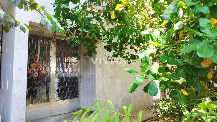 Foto 1 de Casa com 4 Quartos à venda, 120m² em Higienópolis, Rio de Janeiro