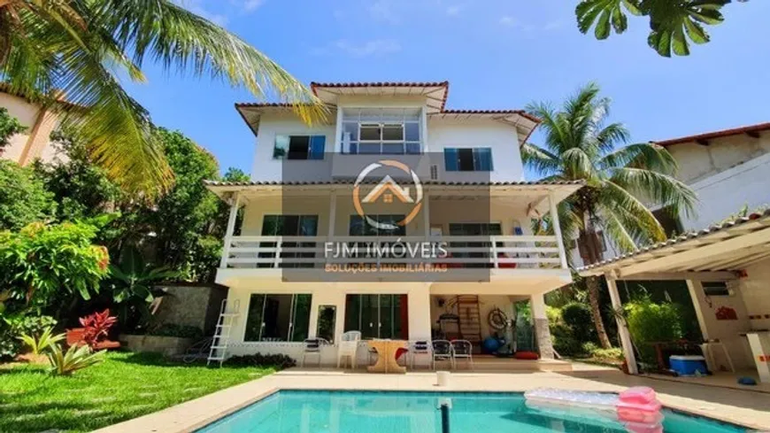 Foto 1 de Casa de Condomínio com 6 Quartos à venda, 277m² em Pendotiba, Niterói