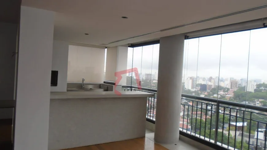 Foto 1 de Apartamento com 3 Quartos à venda, 420m² em Sumaré, São Paulo