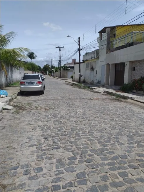 Foto 1 de Casa com 3 Quartos à venda, 240m² em Engenho do Meio, Recife