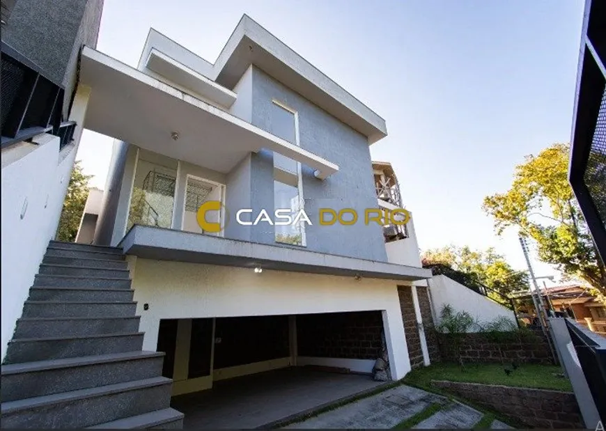 Foto 1 de Casa com 3 Quartos à venda, 268m² em Vila Conceição, Porto Alegre