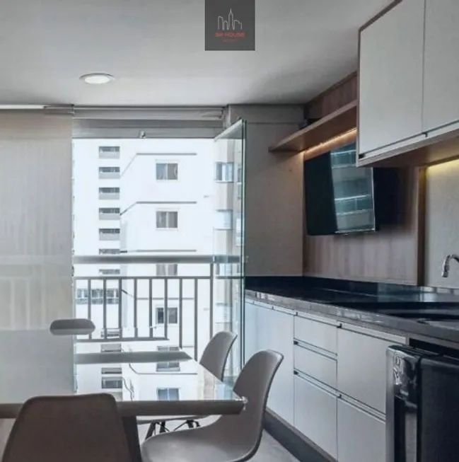 Foto 1 de Apartamento com 2 Quartos à venda, 76m² em Vila Olímpia, São Paulo