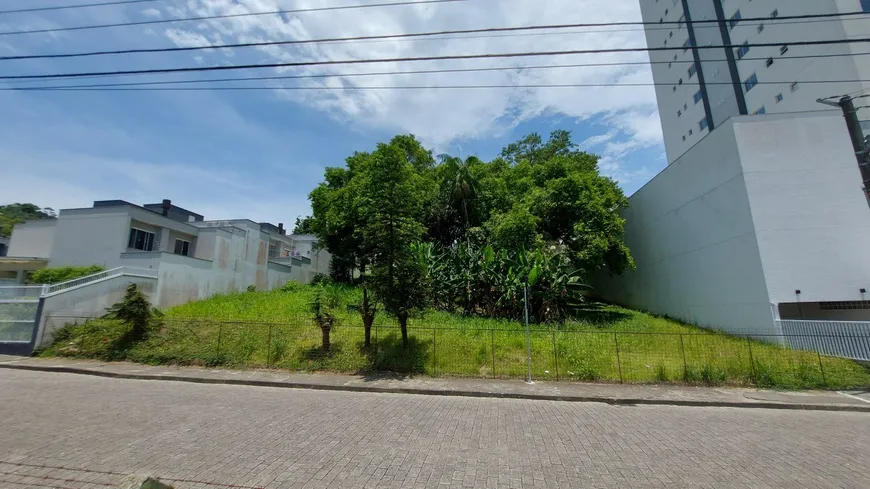 Foto 1 de Lote/Terreno à venda, 1500m² em Água Verde, Blumenau