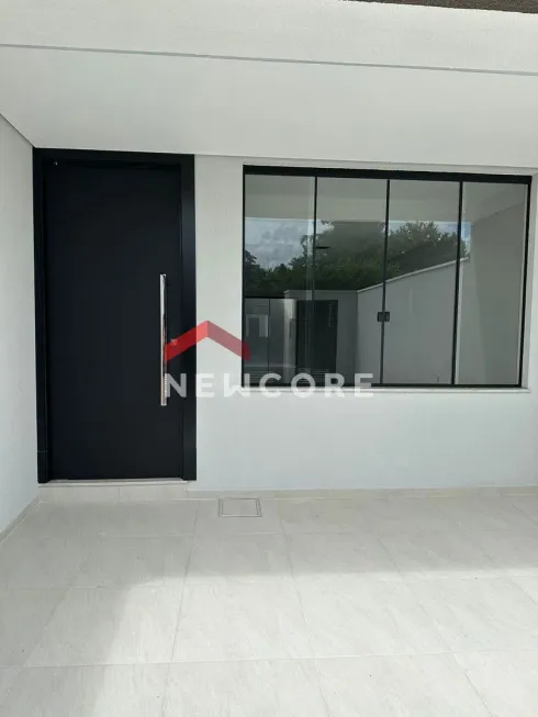 Foto 1 de Sobrado com 3 Quartos à venda, 100m² em Tabuleiro, Camboriú