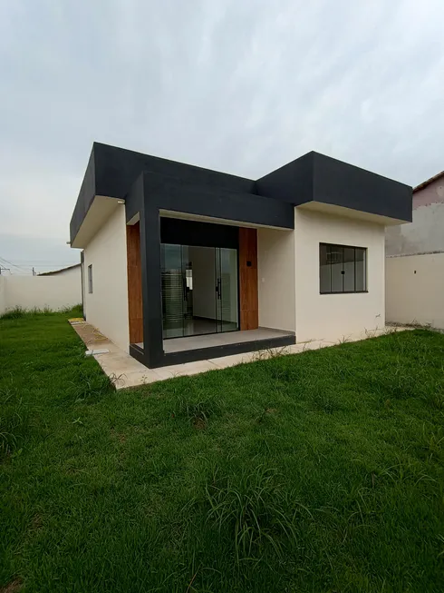 Foto 1 de Casa de Condomínio com 2 Quartos à venda, 75m² em Vila Gabriela Manilha, Itaboraí