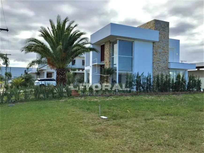 Foto 1 de Casa de Condomínio com 5 Quartos à venda, 234m² em Condominio Quintas do Lago, Xangri-lá