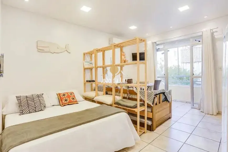 Foto 1 de Kitnet com 1 Quarto à venda, 27m² em Canasvieiras, Florianópolis