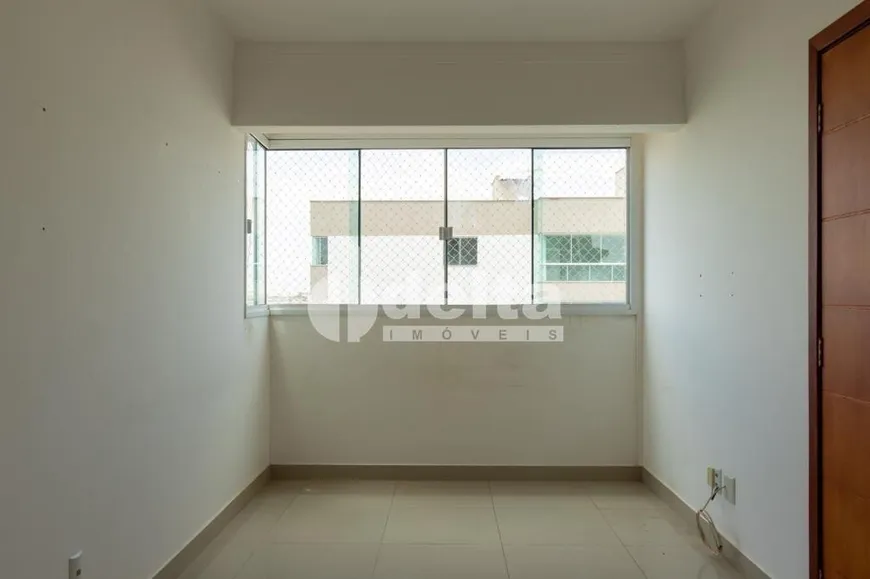 Foto 1 de Apartamento com 2 Quartos à venda, 56m² em Santa Mônica, Uberlândia