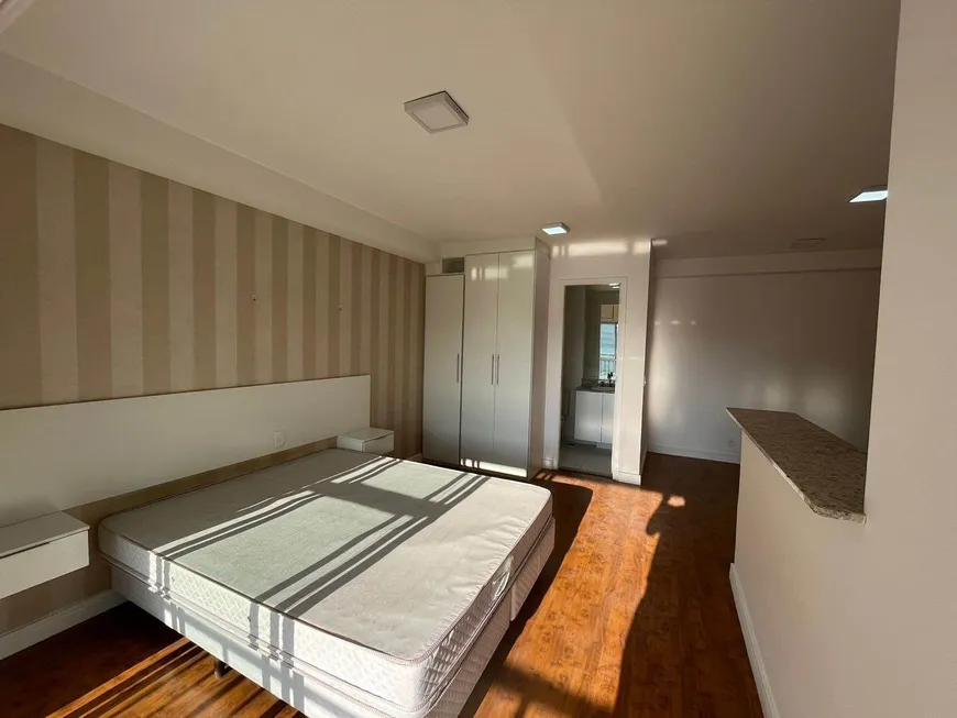 Foto 1 de Apartamento com 1 Quarto à venda, 42m² em Melville Empresarial Ii, Barueri