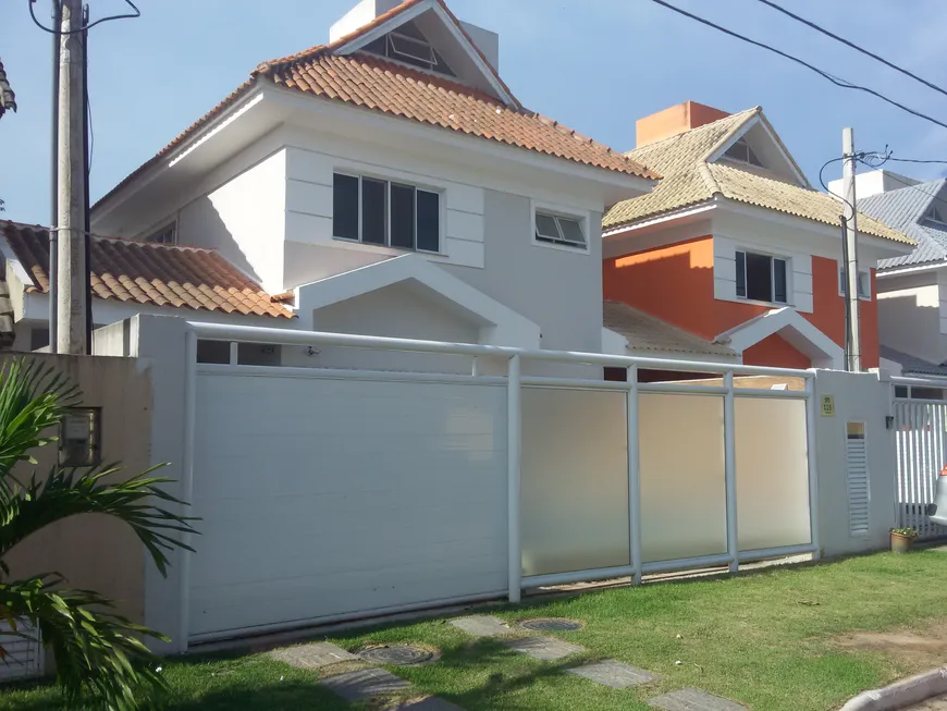 Foto 1 de Casa de Condomínio com 4 Quartos à venda, 175m² em Vargem Pequena, Rio de Janeiro