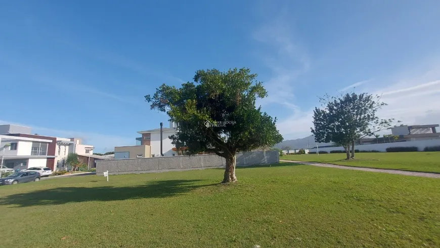 Foto 1 de Lote/Terreno com 1 Quarto à venda, 510m² em Campeche, Florianópolis