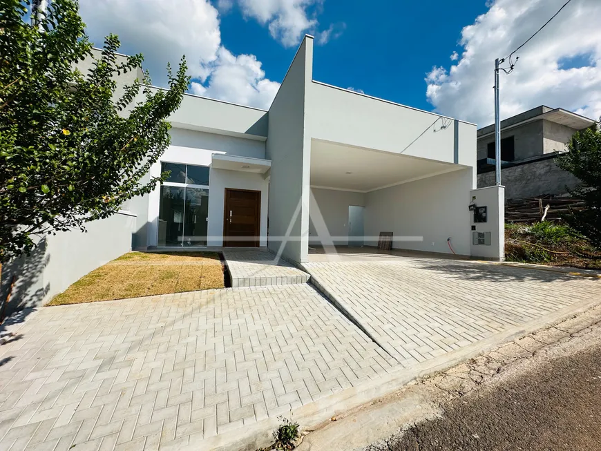 Foto 1 de Casa com 3 Quartos à venda, 200m² em Condomínio Portal da Serra, Bragança Paulista