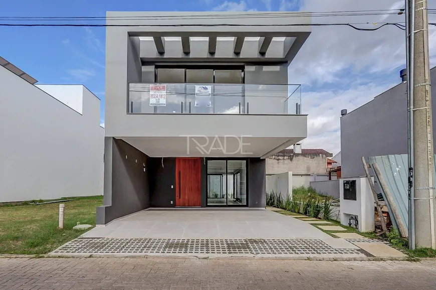 Foto 1 de Casa de Condomínio com 3 Quartos à venda, 203m² em Ipanema, Porto Alegre