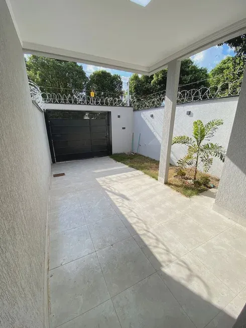 Foto 1 de Casa com 3 Quartos à venda, 117m² em Tupiry, Praia Grande