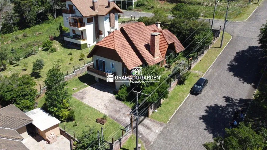 Foto 1 de Casa com 2 Quartos à venda, 190m² em Vale das Colinas, Gramado