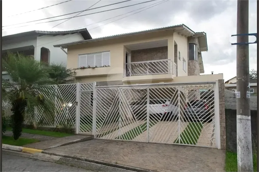 Foto 1 de Casa com 4 Quartos à venda, 350m² em Parque São Domingos, São Paulo