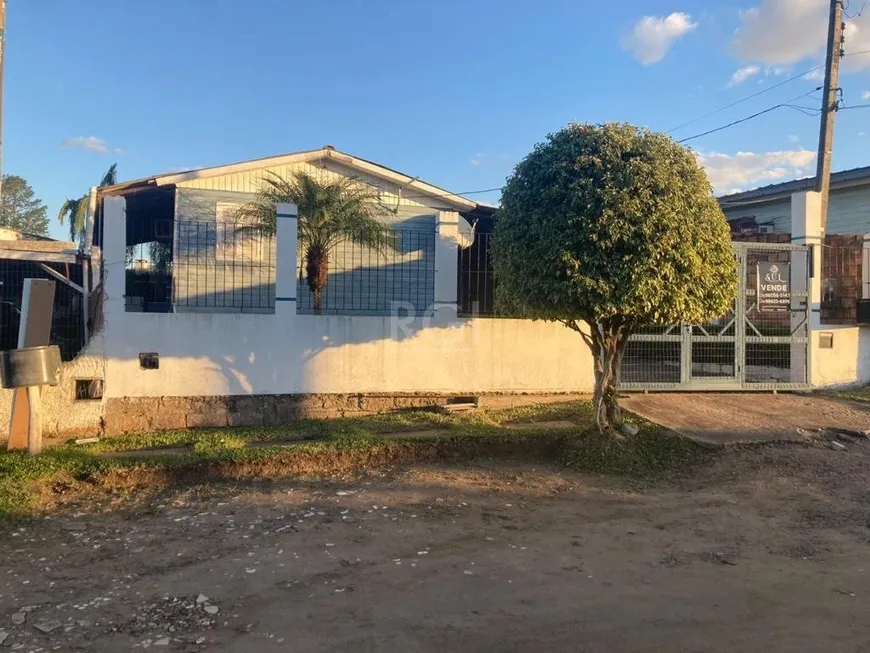 Foto 1 de Casa com 2 Quartos à venda, 121m² em Lageado, Porto Alegre