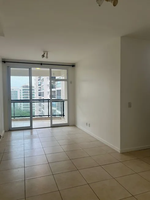 Foto 1 de Apartamento com 2 Quartos à venda, 69m² em Jacarepaguá, Rio de Janeiro