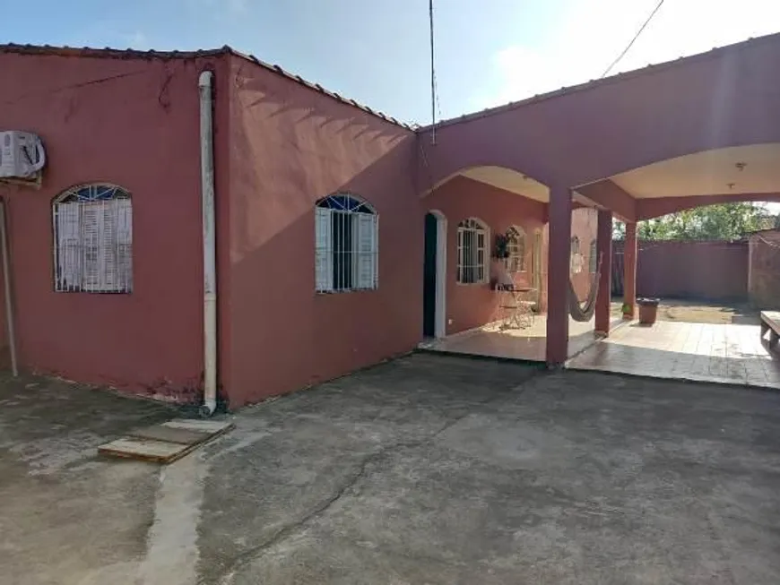 Foto 1 de Casa com 3 Quartos à venda, 60m² em Balneário Gaivotas, Itanhaém