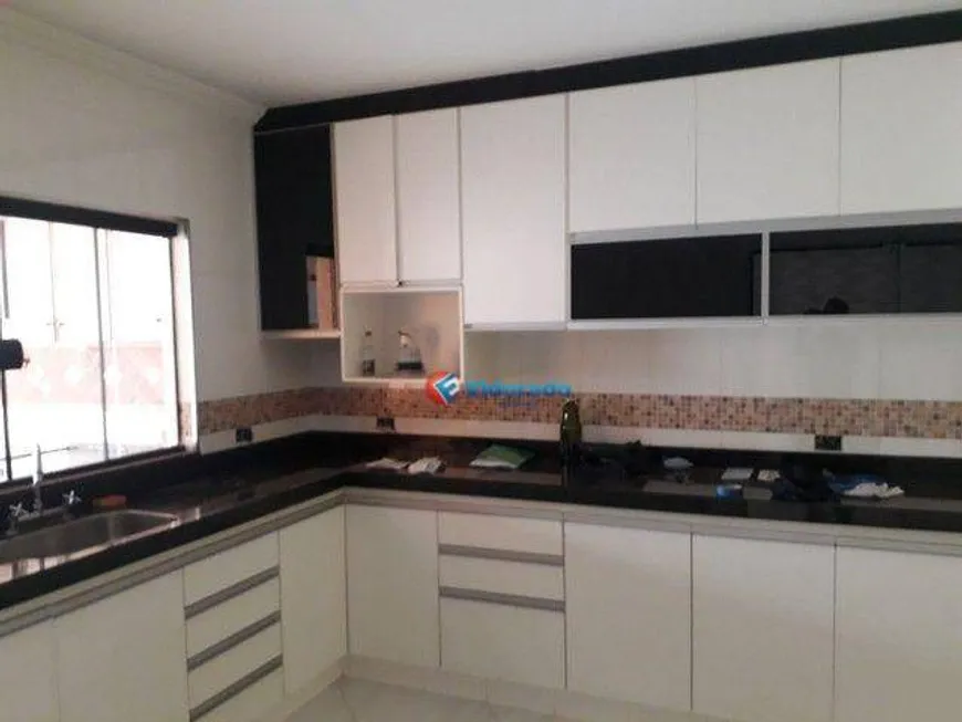 Foto 1 de Casa com 5 Quartos à venda, 250m² em Cidade Nova, Santa Bárbara D'Oeste