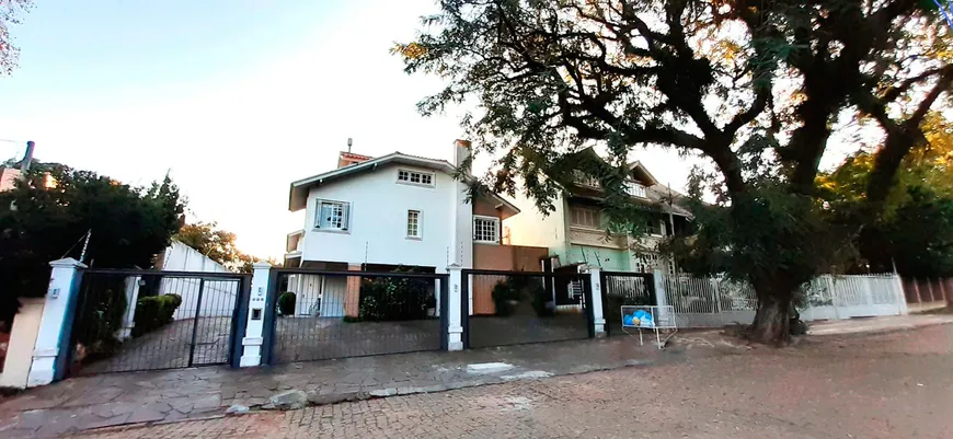 Foto 1 de Casa com 4 Quartos à venda, 189m² em Jardim Isabel, Porto Alegre