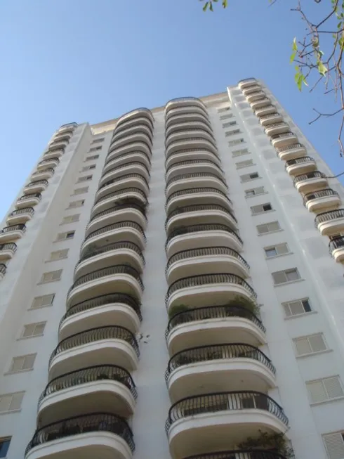 Foto 1 de Apartamento com 3 Quartos para venda ou aluguel, 106m² em Moema, São Paulo