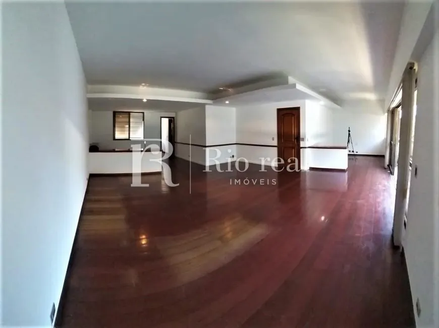 Foto 1 de Apartamento com 3 Quartos à venda, 200m² em Leblon, Rio de Janeiro