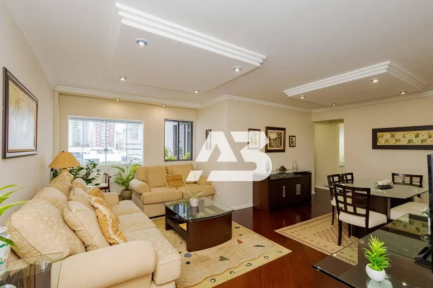 Foto 1 de Apartamento com 3 Quartos à venda, 104m² em Vila Izabel, Curitiba