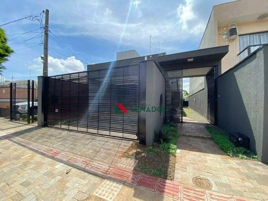 Foto 1 de Sobrado com 3 Quartos à venda, 191m² em Vila Morangueira, Maringá