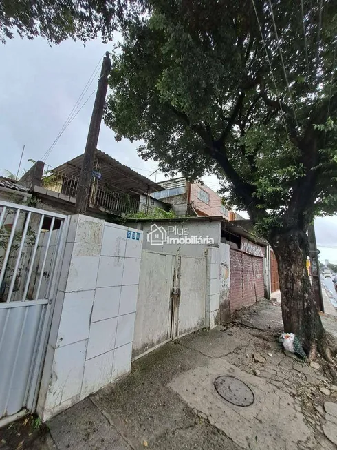 Foto 1 de Casa com 3 Quartos à venda, 183m² em Cordeiro, Recife