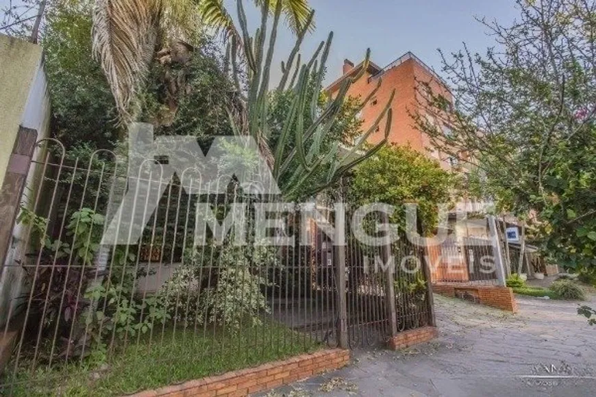 Foto 1 de Casa com 4 Quartos à venda, 280m² em Jardim Lindóia, Porto Alegre