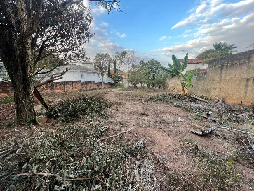 Foto 1 de Lote/Terreno à venda, 1000m² em São Luíz, Belo Horizonte