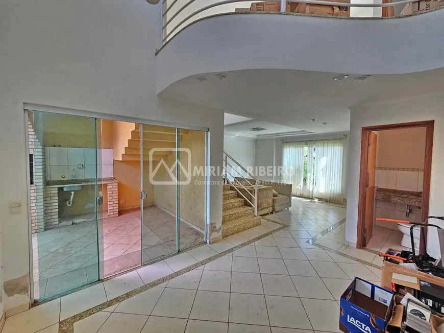 Foto 1 de Casa de Condomínio com 3 Quartos à venda, 230m² em Condomínio Vale do Arvoredo, Londrina