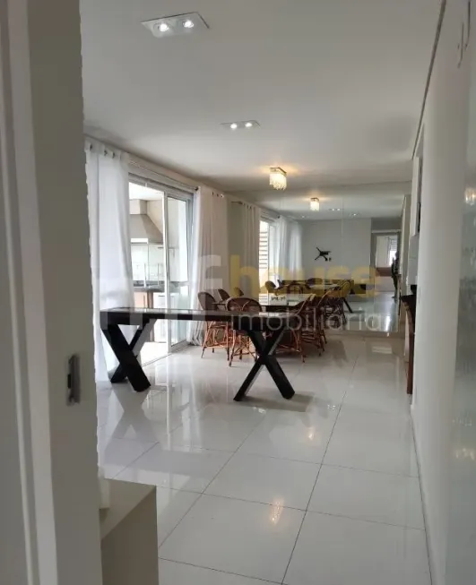 Foto 1 de Apartamento com 3 Quartos para alugar, 114m² em Vila Galvão, Guarulhos