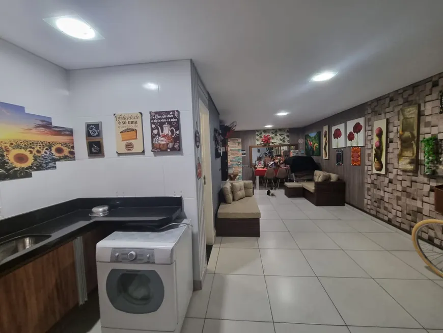 Foto 1 de Casa de Condomínio com 2 Quartos à venda, 127m² em Marapé, Santos