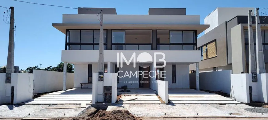 Foto 1 de Casa com 3 Quartos à venda, 140m² em Campeche, Florianópolis