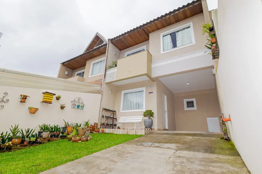 Foto 1 de Casa com 3 Quartos à venda, 125m² em Santa Cândida, Curitiba