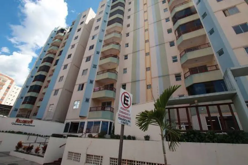 Foto 1 de Apartamento com 2 Quartos à venda, 54m² em Centro, Caldas Novas