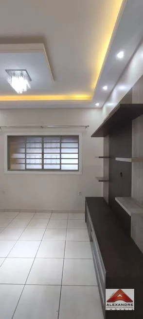 Foto 1 de Casa com 2 Quartos à venda, 80m² em Conjunto Residencial Galo Branco, São José dos Campos