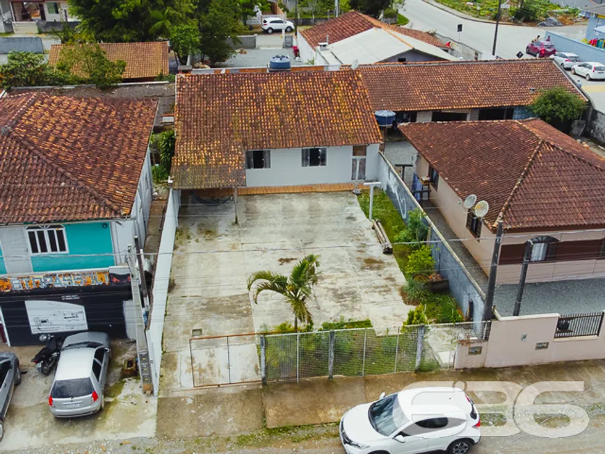 Foto 1 de Casa com 3 Quartos à venda, 156m² em Paranaguamirim, Joinville