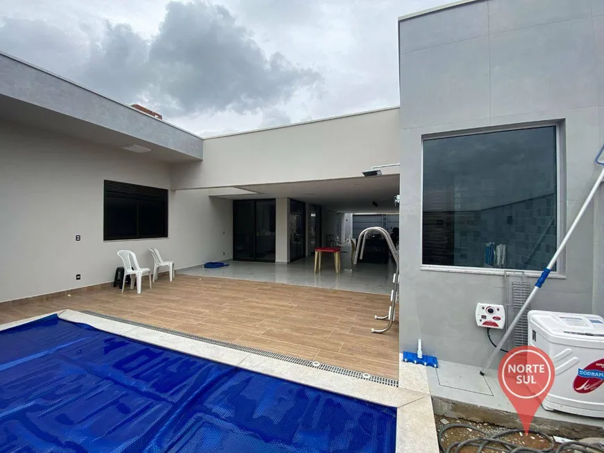 Foto 1 de Casa com 3 Quartos à venda, 360m² em Senhora das Graças, Betim