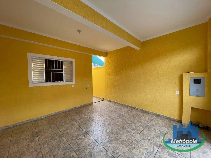 Foto 1 de Casa com 2 Quartos à venda, 95m² em Jardim Santa Emília, Guarulhos