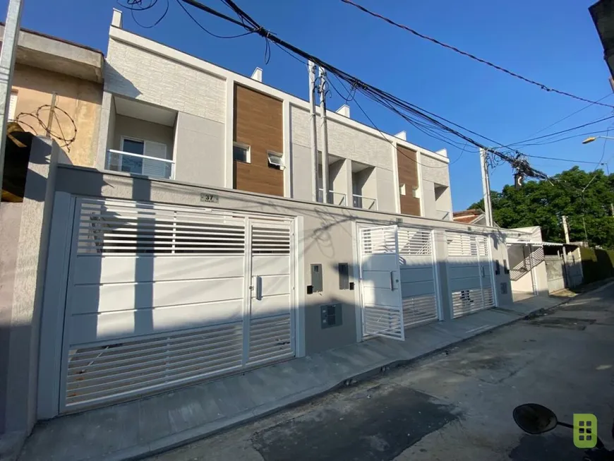 Foto 1 de Sobrado com 3 Quartos para venda ou aluguel, 122m² em Vila Homero Thon, Santo André