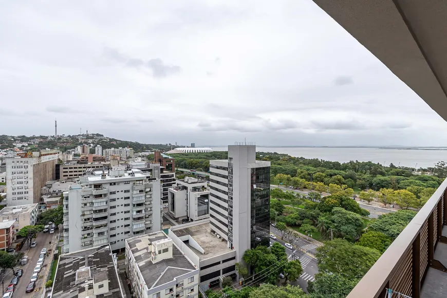 Foto 1 de Apartamento com 1 Quarto à venda, 56m² em Menino Deus, Porto Alegre